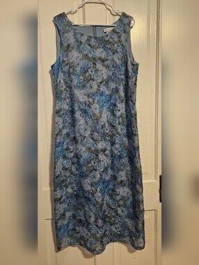 Sleeveless Blue Floral Midi Dress